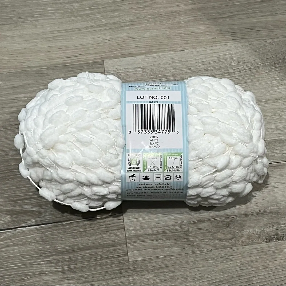 NWT Set of 3 Skeins Bernat Baby Pom Pom Yarn (3.5 oz each) White Bulky Weight #6